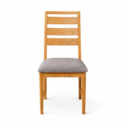 Front view of Arsy teak dining chair with grey upholstered foam seat