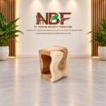 Lenggok Suar wood stool handcrafted by Niwara Bisoepo Furniture in Jepara Indonesia
